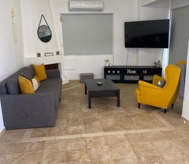 Ayia Thekla Villa | Villa suncity Boutique Beachfront