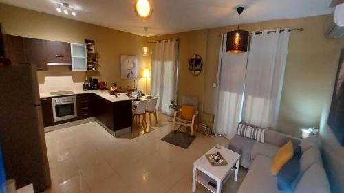 Tersefanou Apartment | Paramount Gardens Resorts C202