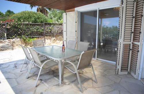 Tala Villa | Sea View 3 Bedroom Villa in Central Tala