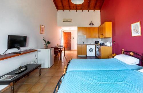 Latsi Apartment | Kate's Latchi Beachfront Studio Apartment 105 by Ezoria