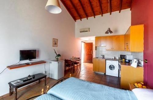 Latsi Apartment | Kate's Latchi Beachfront Studio Apartment 105 by Ezoria