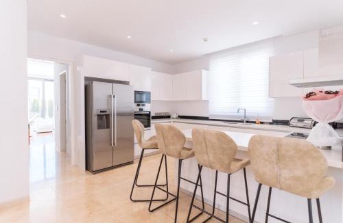 Agios Georgios Pegeias Villa | Coral Residences