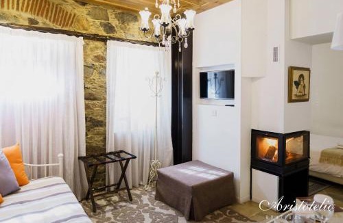 Pedhoulas Bed & Breakfast | Aristotelio Boutique Hotel