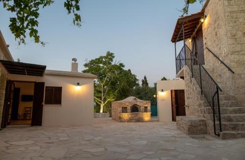 Droushia Apartment | Droshia Traditional Homes, COCO-MAT Full Experience