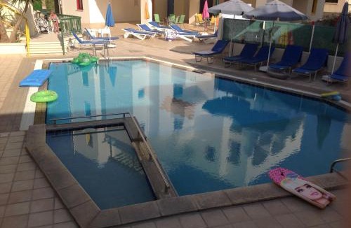 Larnaca Apartment | Sea N Lake View Hotel Apartments