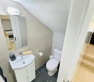 Pervolia House | Mersey Faros Complex
