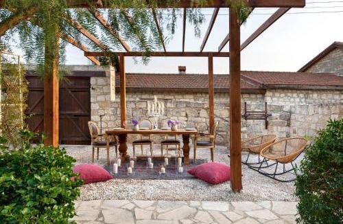 Pareklisia Bed & Breakfast | Meleni Cottage Houses