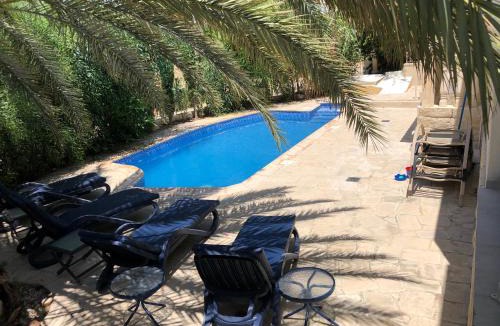 Pegeia Villa | Villa Neyla Four bedroom Coral Bay Beach front