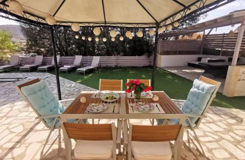Agia Anna Villa | Unique Stonehouse Traditional Villa in Ayia Anna