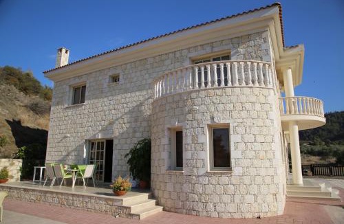 Latchi Villa | Villa Melyia