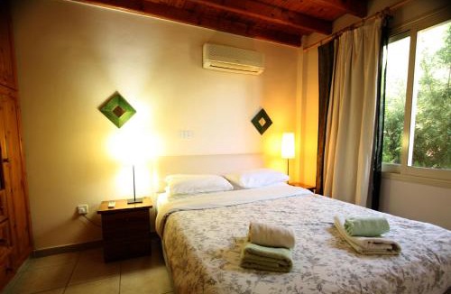 Pissouri Villa | Hilltop Chalet