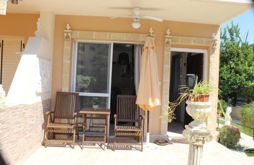 Universal House | Ivoton home