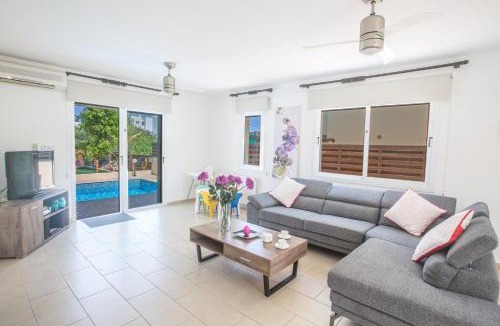 Pernera Villa | Ariella Villa