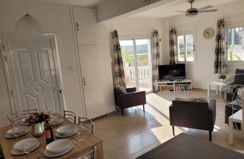 Kapparis Villa | Lemon Tree Villa