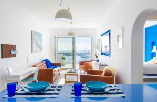 Zygi Apartment | Zima Blue