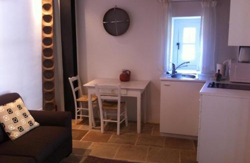 Kalopanayiotis House | Maison Elena