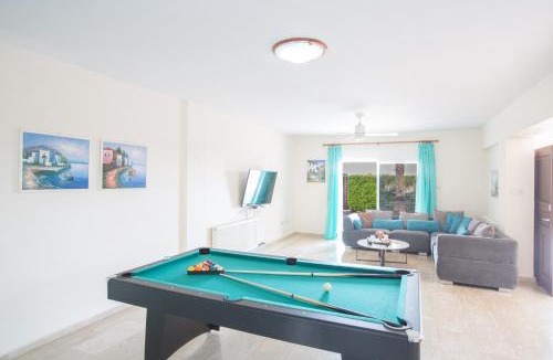 Ayia Thekla Villa | Papaya Royal Villa