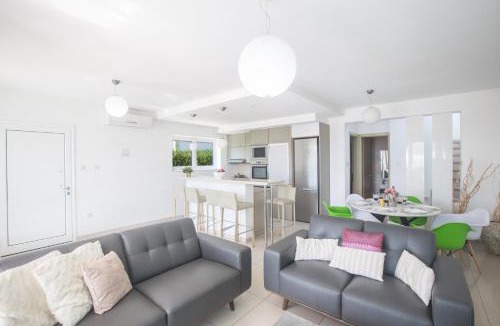 Ayia Thekla Villa | Sunrise Villa 12