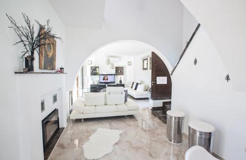 Ayia Thekla Villa | Villa Aloriti Tria - Stunning 3 Bedroom Ayia Thekla Villa with Private Pool - Close to the Beach