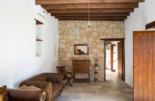 Anarvagos House | Demetra Cottage