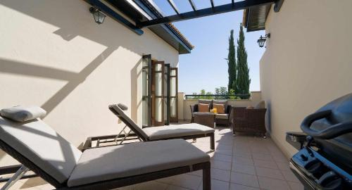 Aphrodite Hills Apartment | 1 bedroom Apartment Nesoi with sea and golf views, Aphrodite Hills Resort