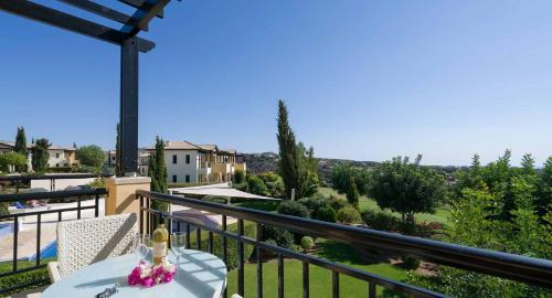 Aphrodite Hills Apartment | 1 bedroom Apartment Nesoi with sea and golf views, Aphrodite Hills Resort