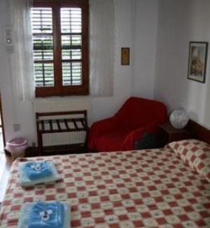 Pissouri Hotel | The Bunch Of Grapes Inn