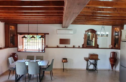 Geroskipou Villa | Villa Yioukkas