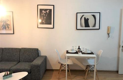 Larnaca Apartment | Cozy Holiday Apartment In Larnaca Near Foinikoudes