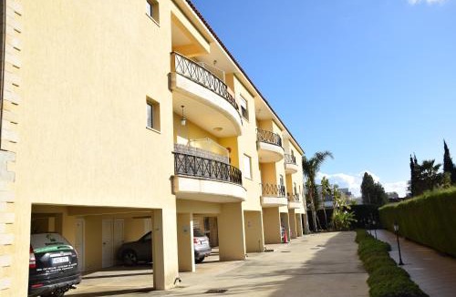 Potamos tis Germasogeias Apartment | Raise Cosy Studio with pool in Limassol