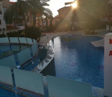 Universal Apartment | IRIS VILLAGE, NEAR KINGS AVENUE MALL - By NOMA STAYS Cyprus