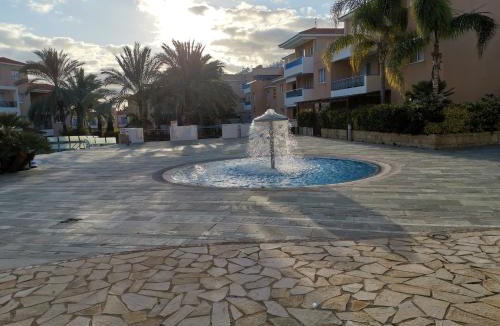 Universal Apartment | IRIS VILLAGE, NEAR KINGS AVENUE MALL - By NOMA STAYS Cyprus