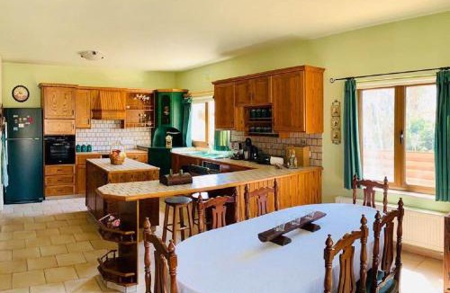 Xylofagou Villa | Rustic House
