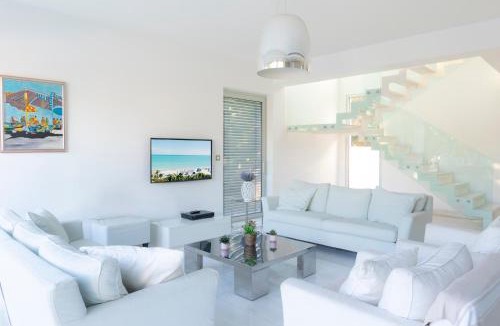 Pervolia House | Katerina House