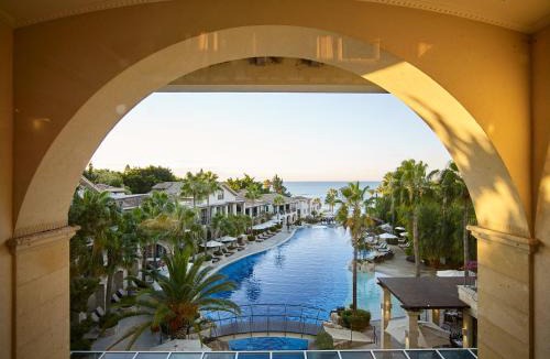 Pissouri Hotel | Columbia Beach Resort