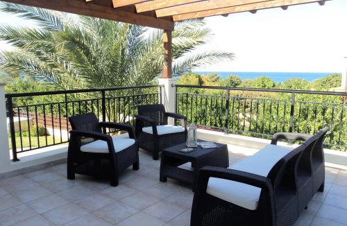 Argaka Villa | Citrus Grove Villa