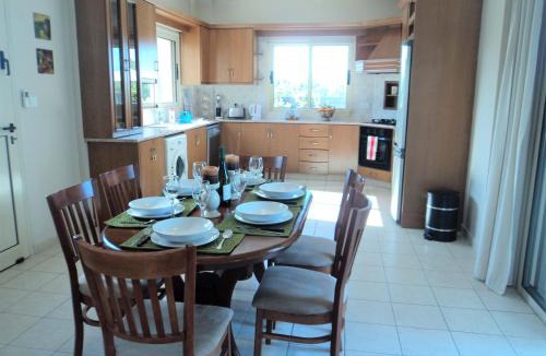 Argaka Villa | Citrus Grove Villa