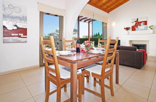 Ayia Thekla Villa | Villa Louisa