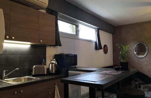 Larnaca Apartment | The room