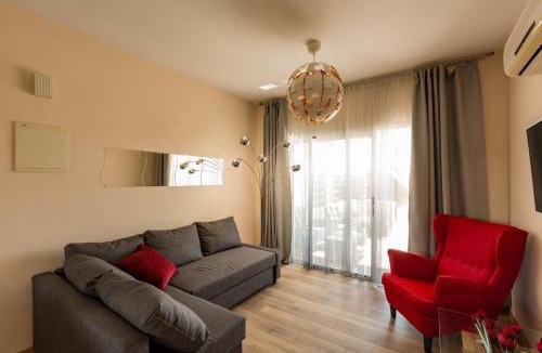 Universal Apartment | Sun Island Apartment