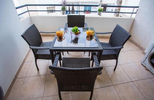 Larnaca City Centre Apartment | Yippee! Apartments I Town Center