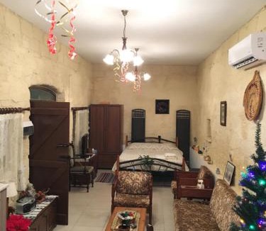 Souni-Zanakia House | Amalia Panorama House