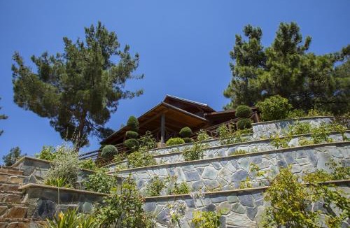 Spilia Ski Chalet | Ricky Chalet Near Troodos