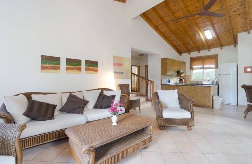Pissouri Villa | Amoroza Villa