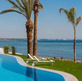 Oroklini Hotel | Lebay Beach Hotel