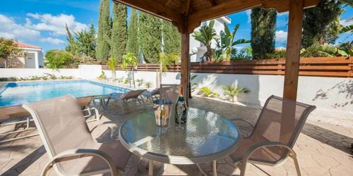 Ayia Thekla Villa | Villa Stefanie