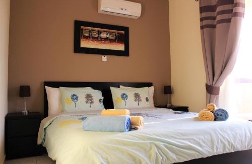 Universal Apartment | Diana Townhouse