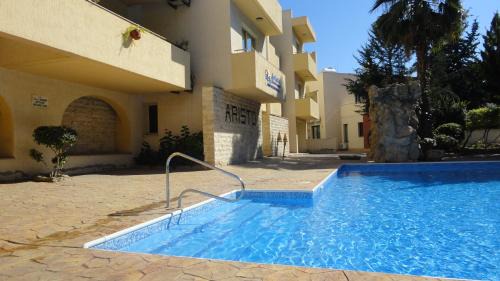 Universal House | Paphos Holiday Home