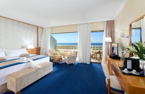 Paphos Hotel | Constantinou Bros Athena Royal Beach Hotel