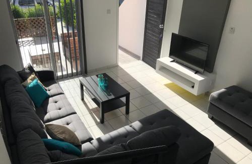Universal House | Diana Townhouse 5